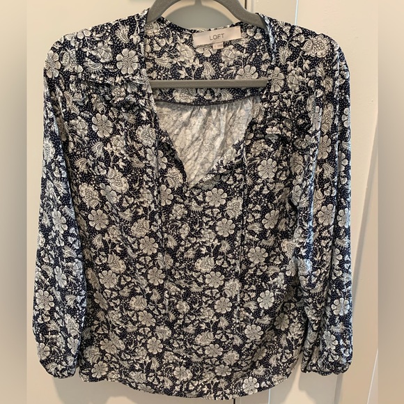 LOFT Floral Patterned Blouse - Picture 1 of 5